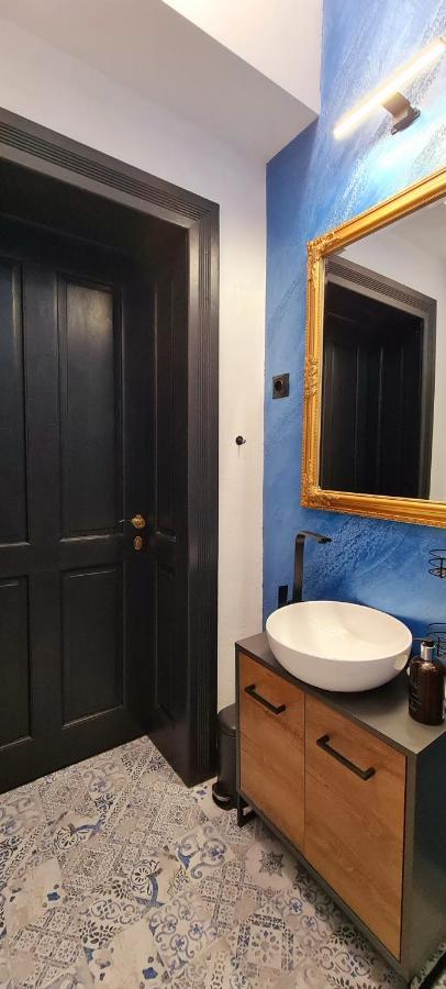 Paradiso Perduto Private Apartment By Weinkeller Sibiu Esterno foto